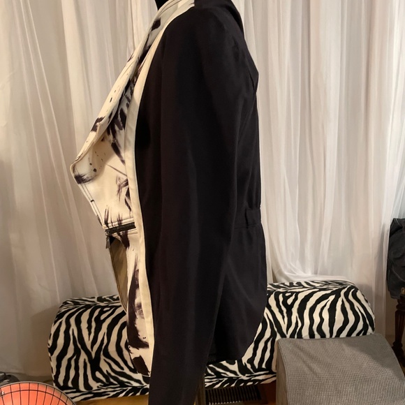 JAC Size Medium Jacket - Picture 4 of 7